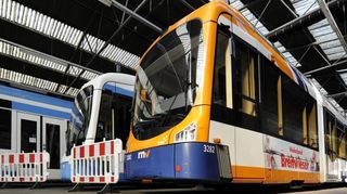 Die Straßenbahnen bleiben am Dienstag im Depot.
