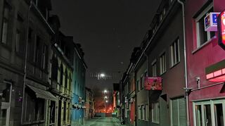 Die Laufhäuser in der Lupinenstraße in der Neckarstadt-West: Mittlerweile ist hier coronabedingt wieder 1:1 Prostitution erlaubt – Gruppensex bleibt verboten.