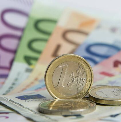 Maximal 12 000 Euro können gemeinnützige Vereine und Organisationen als einmalige Finanzhilfe erhalten, die nicht zurückgezahlt werden muss.