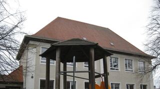 Das Gebäude des neuen Corona-Testzentrums in Lampertheim-Hofheim.