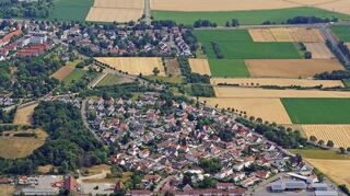 Das Gelände der früheren Stem-Barracks entlang der Autobahn in Höhe Seckenheims. Nächstes Jahr werden für seine Zukunft die Weichen gestellt.