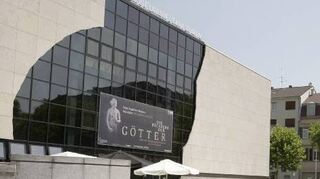 Die Objekte gehören zum Bestand vom Museum Weltkulturen.