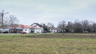 Das Areal nördlich der Normannenstraße in Wallstadt soll Standort des neuen Kultur- und Sportzentrums mit Gerätehaus für die Feuerwehr werden.