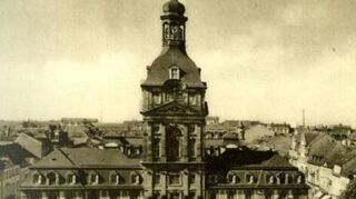 So sah das Alte Kaufhaus bis zum Zweiten Weltkrieg aus.
