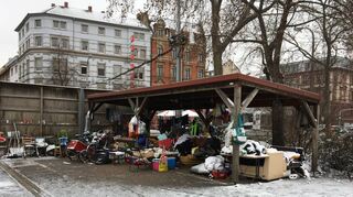 Der Hans-Böckler-Platz am Dienstag um die Mittagszeit – in der Nacht davor hatten die „Kältebus“-Mitarbeiter dort vier Personen angetroffen.