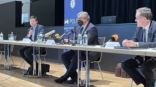 Die regionalen Justizbehörden stellen sich in der Sinsheimer Dr.-Sieber-Halle den Fragen von Journalisten aus ganz Deutschland.