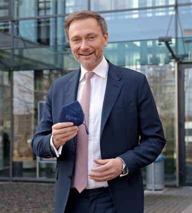 Der FDP-Vorsitzende Christian Lindner – mit Maske – beim Redaktionsbesuch in Mannheim.