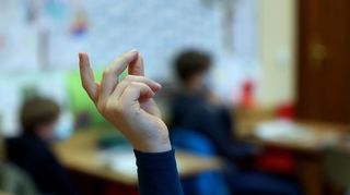 Geht es nach Ministerpräsident Winfried Kretschmann, kehren Baden-Württembergs Schüler nach Ostern wieder in die Klassenräume zurück. (Symbolbild)