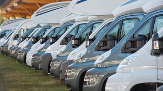 2020 wurden in Deutschland fast 50 Prozent mehr Wohnmobile zugelassen als im Vorjahr.