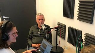 Heinz Gräter mit Julia Wadle (li.) und Angela Boll.