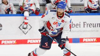 Adler-Angreifer Andrew Desjardins zeigte Größe und nahm das entscheidende Gegentor auf seine Kappe.