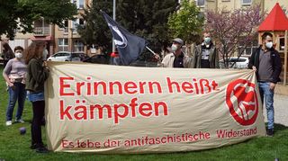 Das OAT Mannheim (Offenes Antifa-Treffen) fordert den Tag der Befreiung am 8. Mai zum Feiertag und Tag der Erinnerung zu machen.