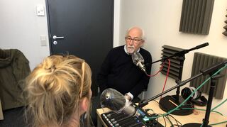 Der Mannheimer Anwalt Hans Ulrich Beust, der den Täter verteidigt hat, im Gespräch mit Redakteurin Angela Boll.