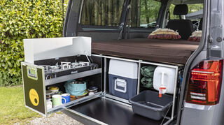 mid Heilbronn - Für die kleinen und preiswerten Fluchten im T6 stellten zwei Hersteller ihre herausnehmbaren Campingboxen mit Bettfunktion vor. Kisten-Pioneer Ququq zum Beispiel mit der &#8222;BusBox. Los geht es hier bei 2.500 Euro.