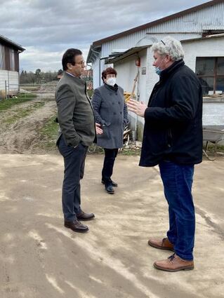 Im Februar war Minister Peter Hauk (l.) zu Besuch bei Holger Koch.