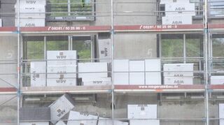 Für falsche Ratschläge zu energetischen Sanierungen können Architekten oder Energieberater haften.