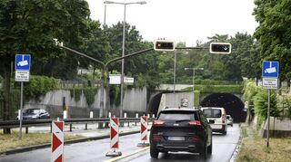 Aus Sicherheitsgründen ist im Fahrlachtunnel in jede Richtung nur eine Spur befahrbar – bis auf Weiteres.