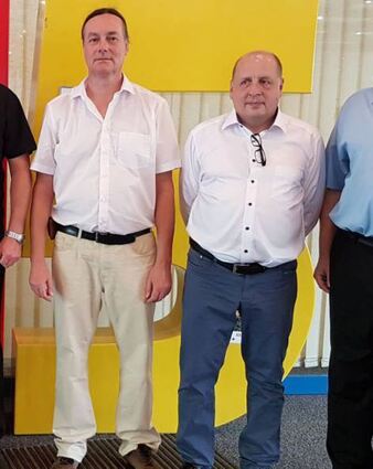 Andreas Mansky (rechts) probt den Rücktritt vom Rücktritt.