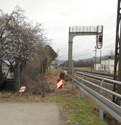 Entlang der Bahnlinie entsteht ein Fuß- und Radweg.