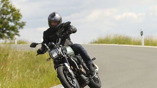 mid Groß-Gerau - Geschickte Kombination: Die Voge 300 AC Classic vereint Retro-Elemente mit modernen Zutaten.