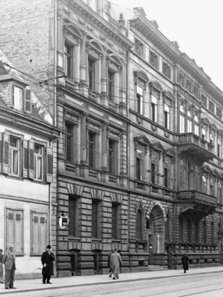 Leider abgerissen: das Palais Engelhorn in A 1, hier nach dem Krieg.