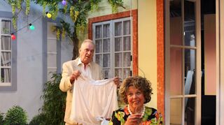 Klaus Sokoli und Annette Zimmermann spielen bei „Candlelight und Liebestöter“ ein gestandenes Ehepaar.