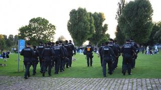 Die Polizei hat die Neckarwiese nach den Krawallen am Pfingstwochenende in den vergangenen Wochen jeweils intensiv im Auge gehabt.