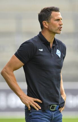 Waldhof-Trainer Patrick Glöckner muss mit den aktuellen Gegebenheiten zurechtkommen und hat nicht zuletzt das System angepasst.