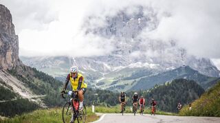 „Da verausgabt man sich schon“: Der gebürtige Mannheimer Günter Wellenreuther beim Rad-Marathon durch die Dolomiten.