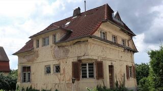 Die alte Villa in der Panoramastraße in Schriesheim aus dem Jahr 1927 soll von Grund auf saniert werden.