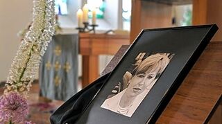 <p>Bild von der Trauerfeier für Maria Bögerl im Juni 2010.</p>