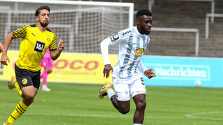 War im Auswärtsspiel in Dortmund gegen seinen alten Verein mit einem Tor erfolgreich: Waldhof Mannheims Joseph Boyamba.