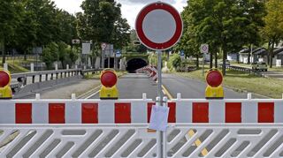 Seit dem frühen Dienstagnachmittag geht nichts mehr am Fahrlachtunnel.