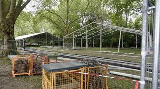 Aktuell laufen auf der Parkinsel noch die Aufbauarbeiten.