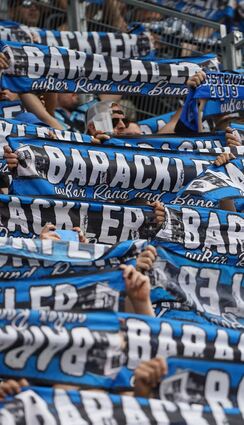 Knapp 5000 Waldhof-Fans unterstützten ihr Team im ersten Derby der Neuzeit 2019 auf dem Betzenberg.