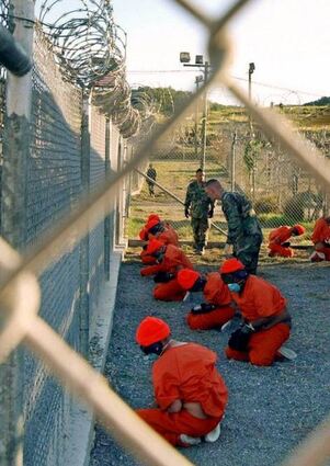 Gefangene im Jahr 2002 im Lager Guantanamo auf Kuba.