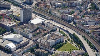 Die Weiße Hochstraße (rechts) muss saniert und die Pilzhochstraße neu gebaut werden.