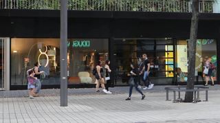 Auf den Pop-Up-Store von Seyfarth in O 7 folgt im Herbst die amerikanische Modekette Hollister.