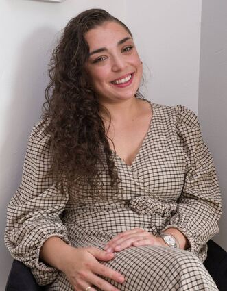 Morena Heinze – eine junge Frau, Studentin und Mutter.