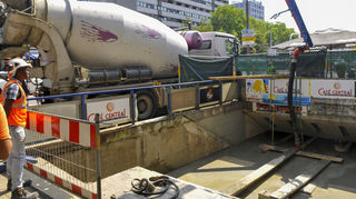 Die "Borelly-Grotte" vor dem Hauptbahnhof Mannheim ist mittlerweile zugeschüttet.