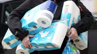 Mit Toilettenpapier und Küchentüchern, die teilweise aus Stroh hergestellt sind, will Essity im Supermarkt verstärkt umweltbewusste Kunden ansprechen.