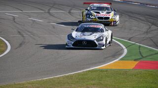 Marvin Dienst im Mercedes und BMW-Pilot Timo Glock lieferten sich einen harten Kampf.