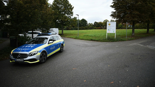 Die Polizei hat einen 42-jährigen Patienten, der am Montagmittag aus der forensischen Klinik des Psychiatrischen Zentrum Nordbaden (PZN) in Wiesloch entwichen war, am späten Nachmittag festgenommen.