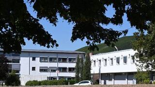 Ein Gebäude der Klinik am Weissenhof in Weinsberg.
