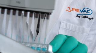 Das Pharmaunternehmen Curevac hat die Zulassung seines Corona-Impfstoffes zurückgezogen.