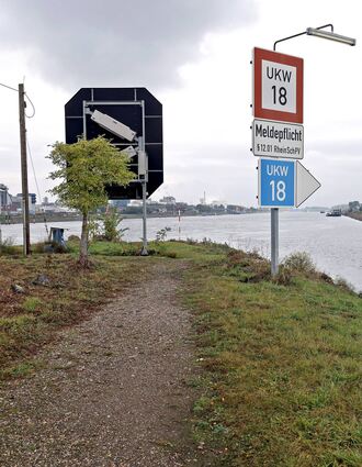 Viel Industrie, wenig touristisches Flair: die Neckarspitze, an der der Neckar in den Rhein fließt, lädt nicht unbedingt zum Verweilen ein.
