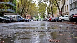 Jede dritte Straße in Mannheim muss grundlegend saniert werden, aber im Etat ist zu wenig Geld eingeplant, die Verwaltung kommt deshalb nur langsam voran. Im Bild: Die Friedrich-Karl-Strasse.