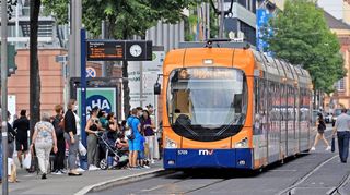Es klingt gut: Jeder darf kostenlos den ÖPNV benutzen. Doch der Nahverkehr kostet Geld. Heidelberg jedenfalls denkt laut über das Konzept noch. Aber wer soll das bezahlen?