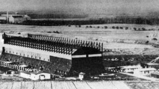 Die Luftschiffwerft auf dem Gelände des heutigen Rheinauer Sees.