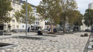 Blick auf den neugestalteten Marktplatz Rheinau.